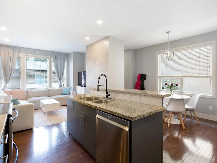 140 29 Avenue NW, Calgary, AB, T2M 2L8 - 14