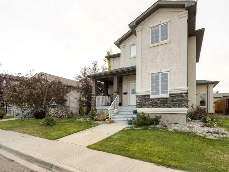 162 Grand River Boulevard W, Lethbridge, AB, T1K 8A5 - 2