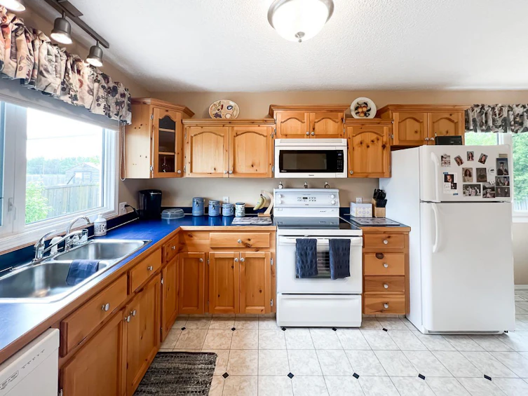 4823 50 Avenue, Smoky River M.D., AB, T0H 1S0 - 2