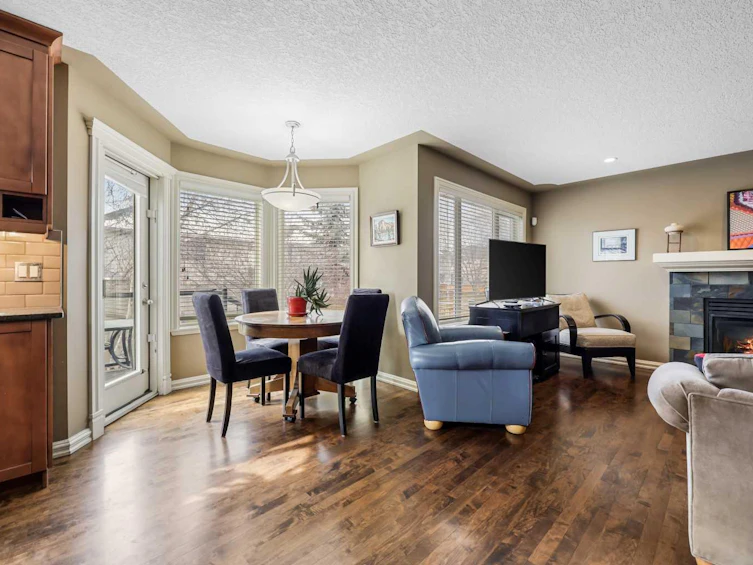 41 Strathridge Crescent SW, Calgary, AB, T3H 3R9 - 8