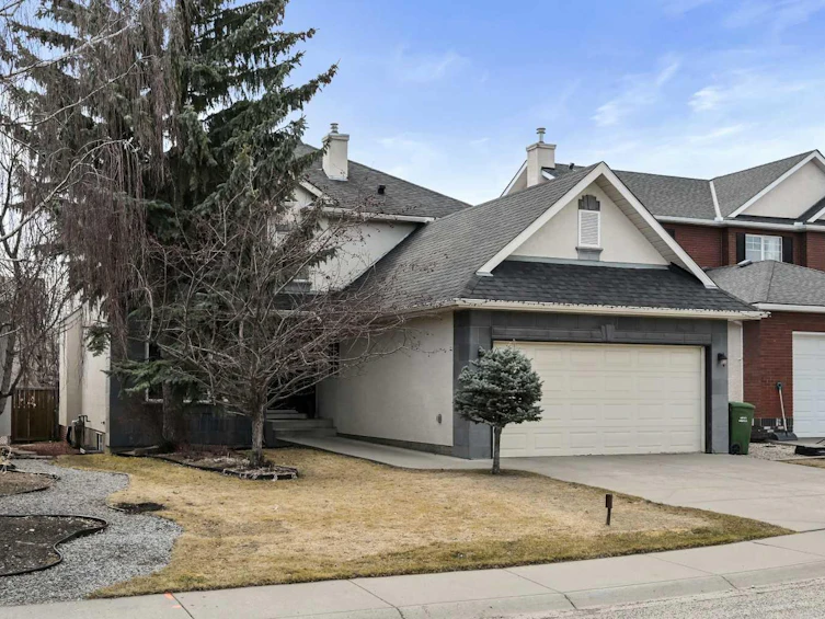 41 Strathridge Crescent SW, Calgary, AB, T3H 3R9 - 2