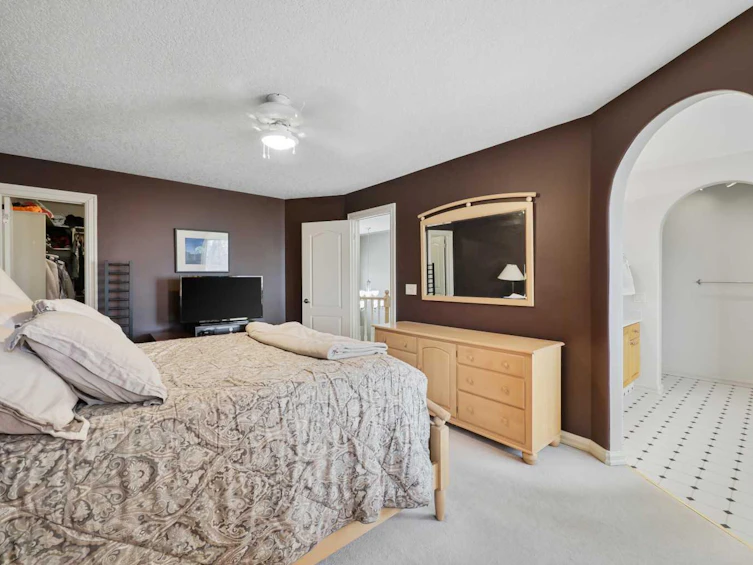 41 Strathridge Crescent SW, Calgary, AB, T3H 3R9 - 25