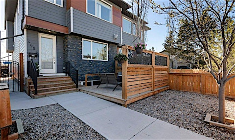 4654 84 Street NW, Calgary, AB, T3B 2R5
