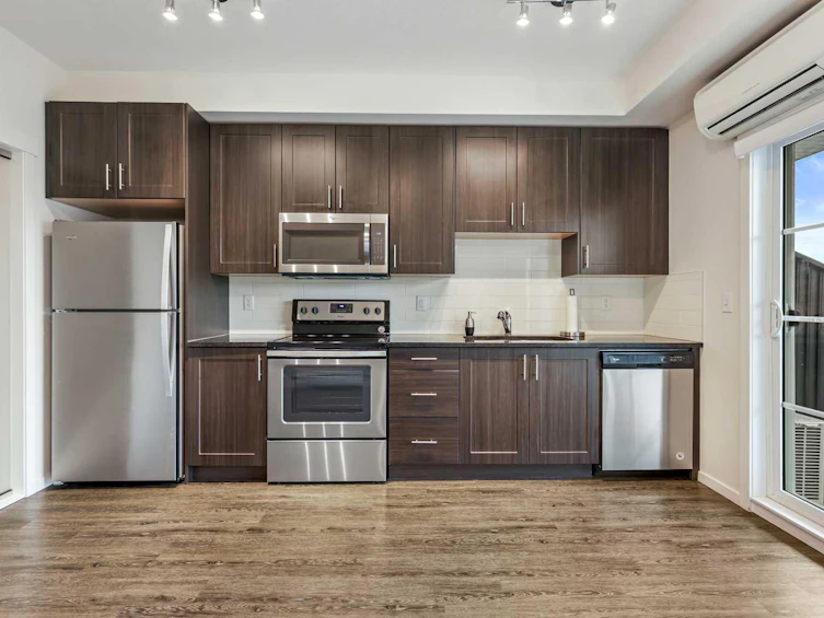 2418-215 Legacy Boulevard SE, Calgary, AB, T2X 3Z5