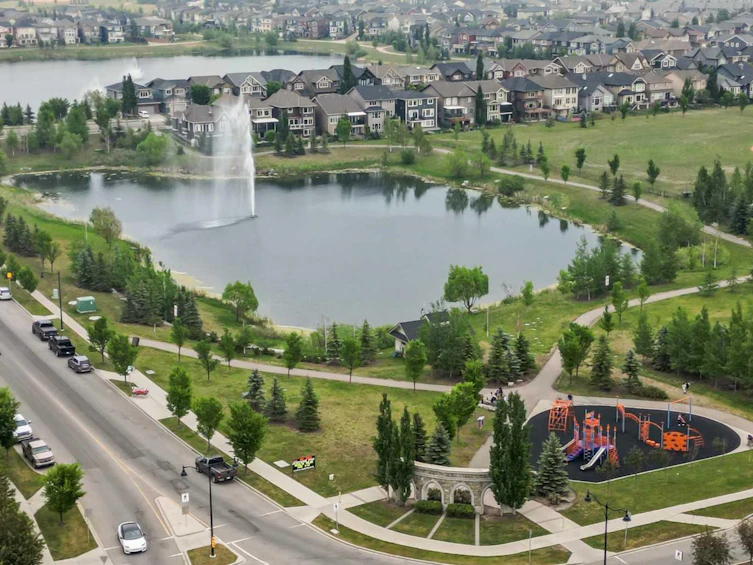 2418-215 Legacy Boulevard SE, Calgary, AB, T2X 3Z5 - 2