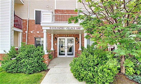 207-9 Country Village Bay NE, Calgary, AB, T3K 5J8