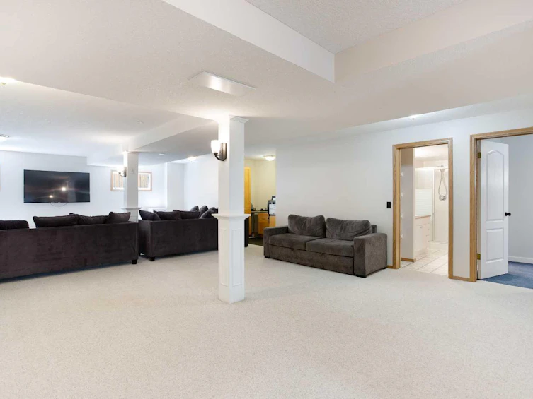 123 Woodbend Way, Okotoks, AB, T1S 1L6 - 31