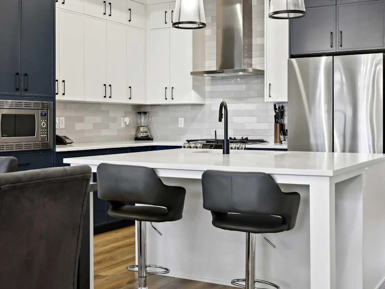 537 Marine Drive SE, Calgary, AB, T3M 2Z6 - 17