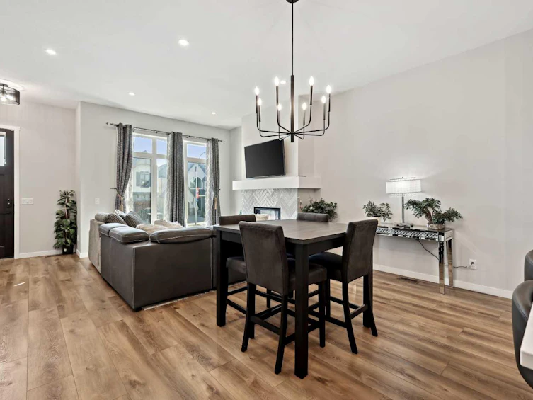 537 Marine Drive SE, Calgary, AB, T3M 2Z6 - 11