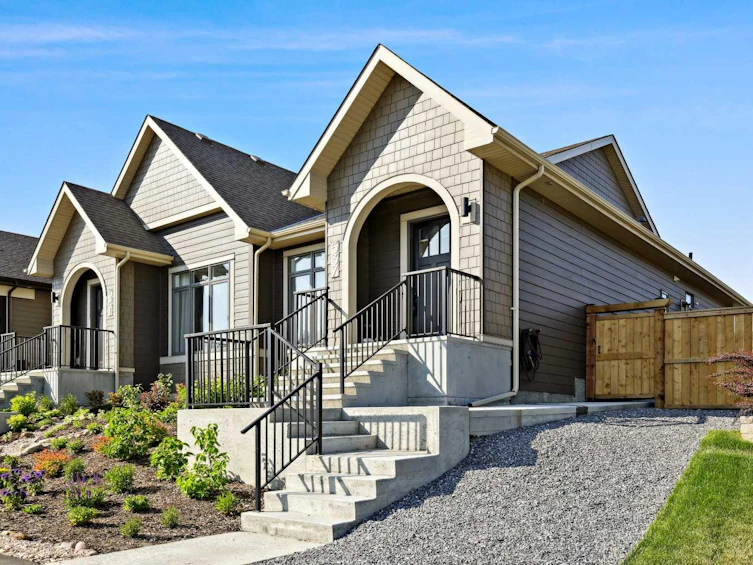 537 Marine Drive SE, Calgary, AB, T3M 2Z6