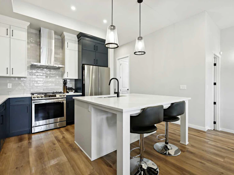 537 Marine Drive SE, Calgary, AB, T3M 2Z6 - 16