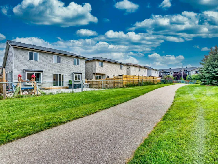 209 Luxstone Road SW, Airdrie, AB, T4B 0K5 - 31