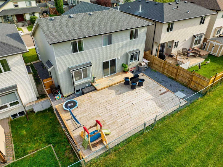 209 Luxstone Road SW, Airdrie, AB, T4B 0K5 - 33