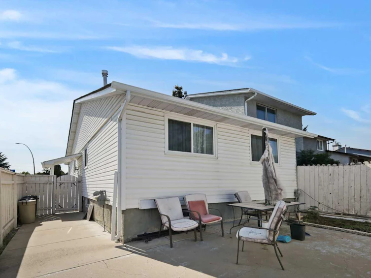 130 Pinemeadow Road NE, Calgary, AB, T1Y 4N9 - 8
