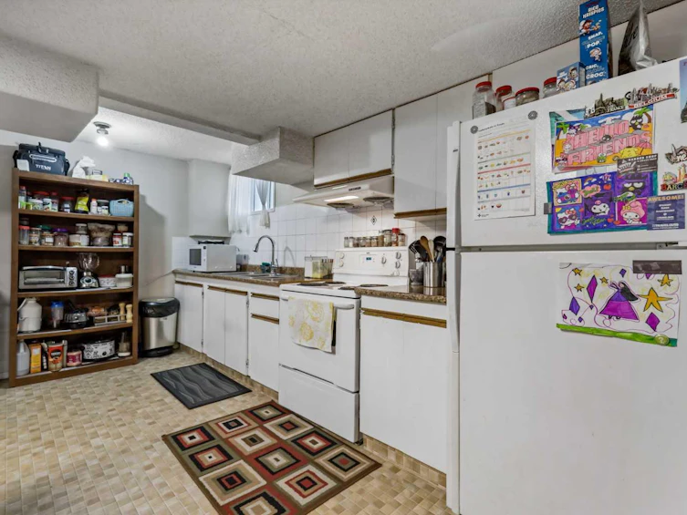 130 Pinemeadow Road NE, Calgary, AB, T1Y 4N9 - 30