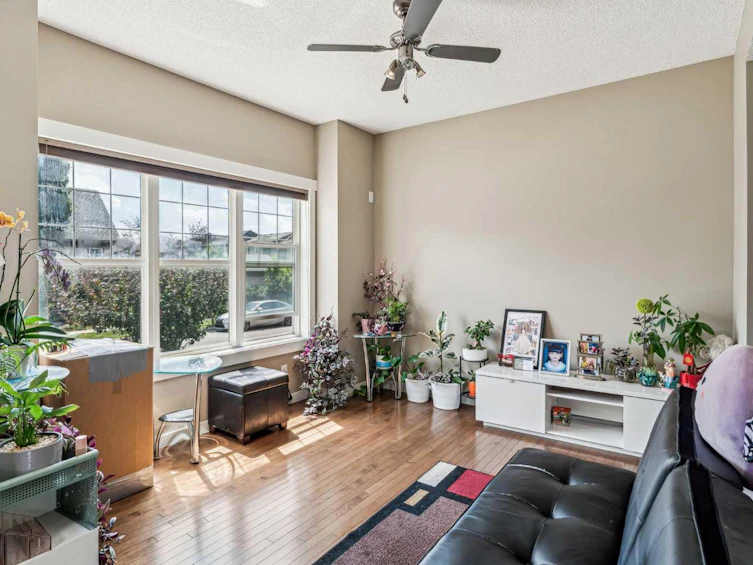 109 Elgin Meadows Manor SE, Calgary, AB, T2Z 0M5 - 4