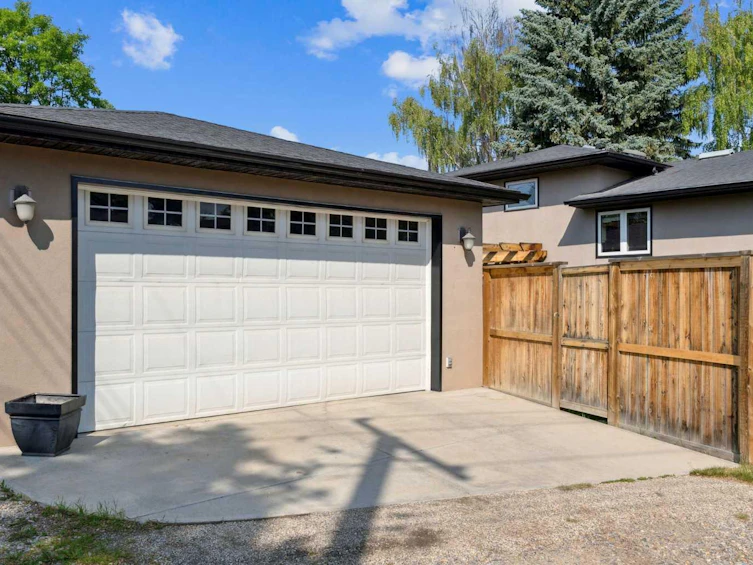 9 Harley Road SW, Calgary, AB, T2V 3K4 - 30
