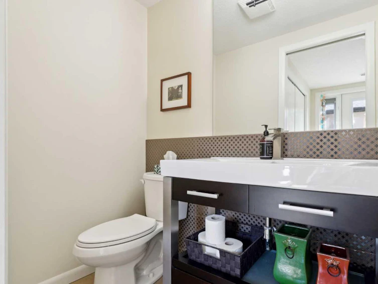 9 Harley Road SW, Calgary, AB, T2V 3K4 - 19