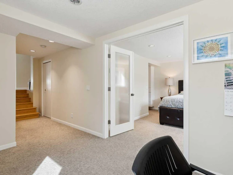 9 Harley Road SW, Calgary, AB, T2V 3K4 - 20