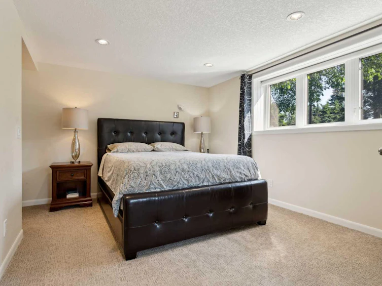 9 Harley Road SW, Calgary, AB, T2V 3K4 - 21