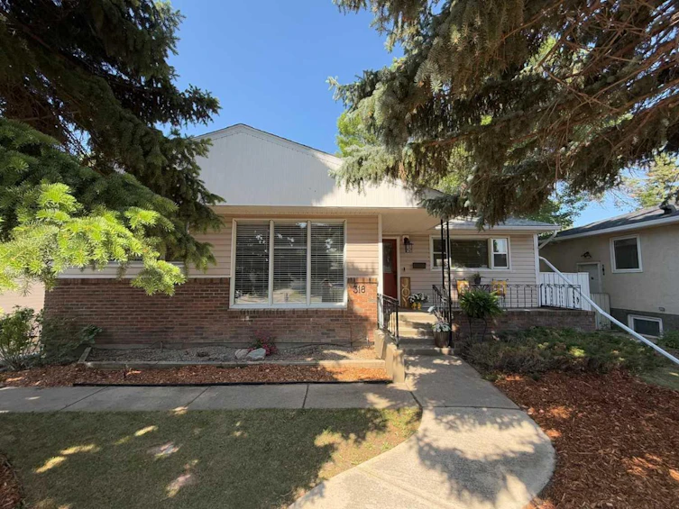 318 26 Street S, Lethbridge, AB, T1J 3P9