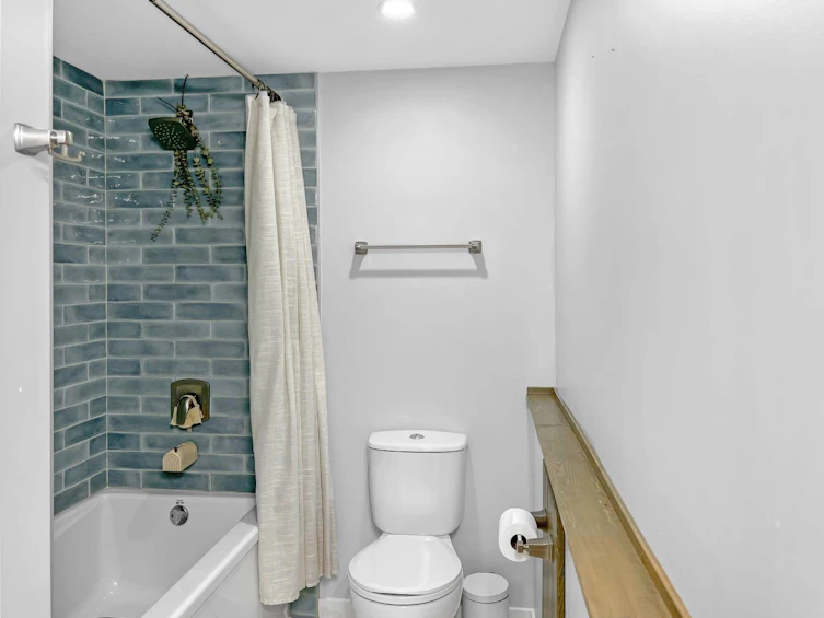 5 1 Avenue SW, Falher, AB, T0H 1M0 - 31