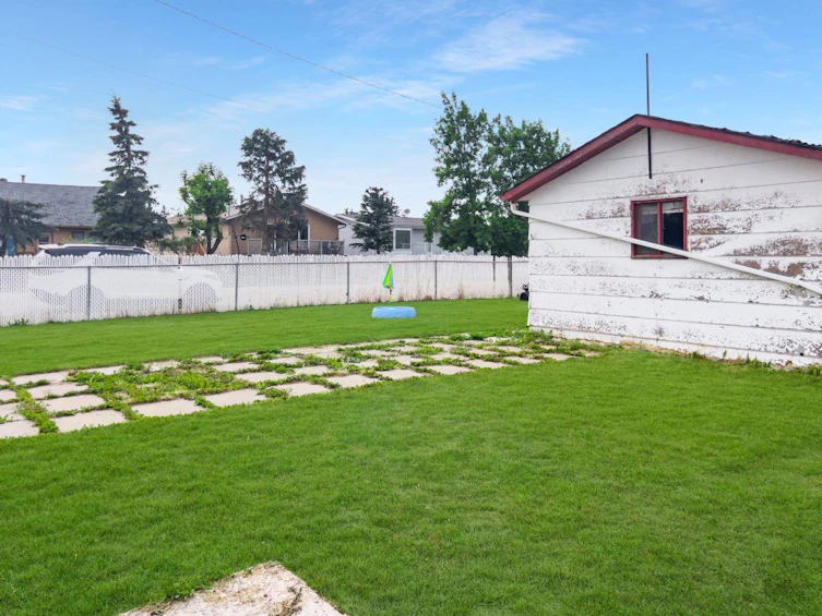 5 1 Avenue SW, Falher, AB, T0H 1M0 - 42
