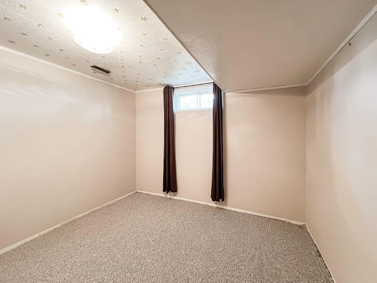 120 5 Avenue SW, Falher, AB, T0H 1M0 - 18