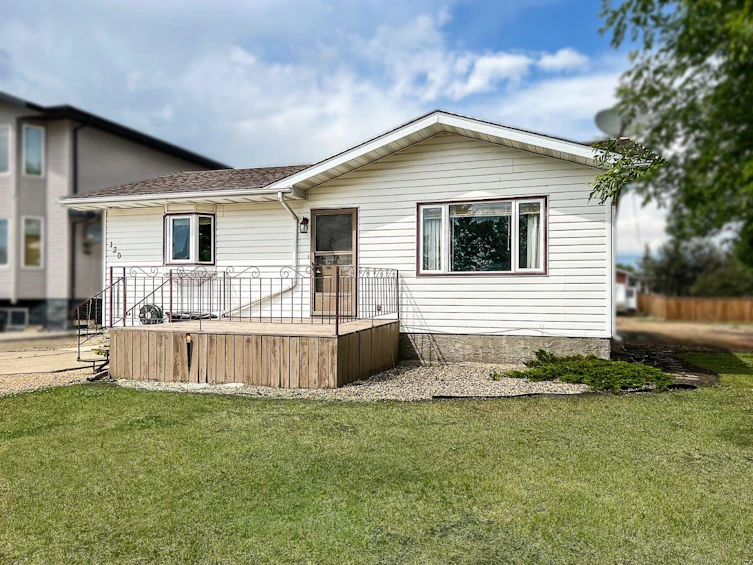 120 5 Avenue SW, Falher, AB, T0H 1M0