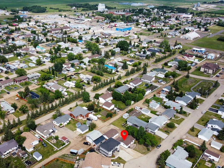 120 5 Avenue SW, Falher, AB, T0H 1M0 - 32