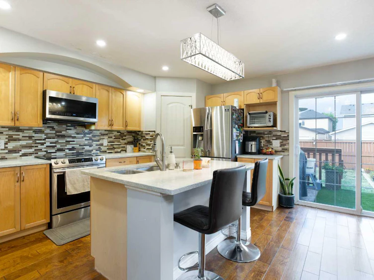 9287 Saddlebrook Drive NE, Calgary, AB, T3J 5M5 - 5