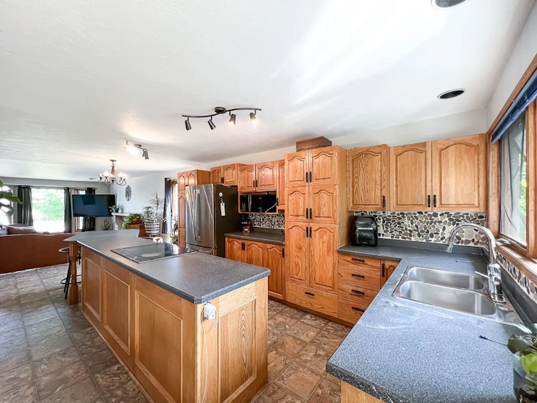4453 Silverwood Crescent, High Prairie, AB, T0G 1E0 - 10