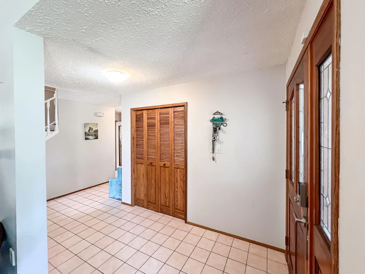 4453 Silverwood Crescent, High Prairie, AB, T0G 1E0 - 4