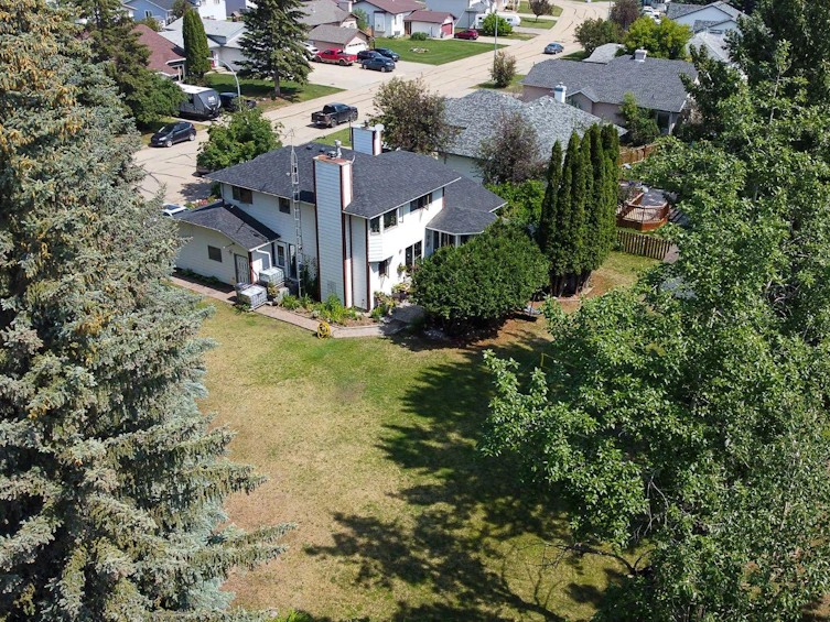 4453 Silverwood Crescent, High Prairie, AB, T0G 1E0 - 47