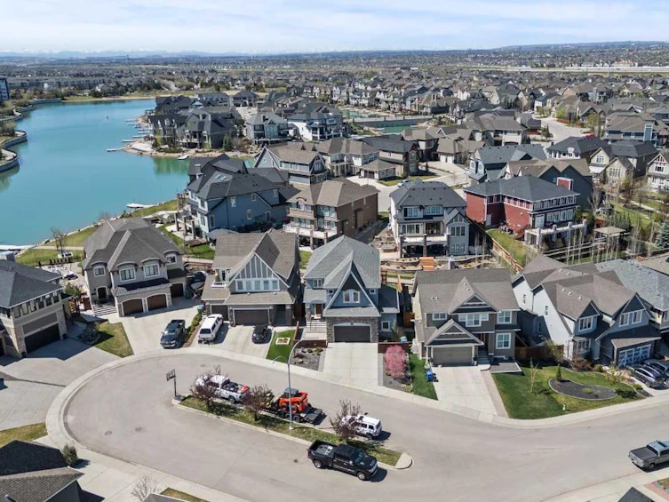 243 Mahogany Landing SE, Calgary, AB, T3M 1V8