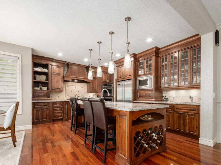 10 Spring Valley Place SW, Calgary, AB, T3H 4V1 - 11