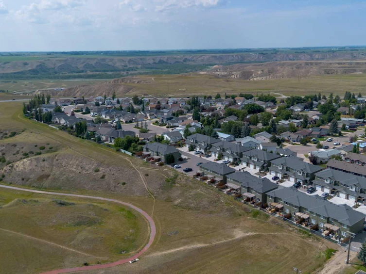 1-1580 Stafford Drive N, Lethbridge, AB, T1H 7G8 - 43
