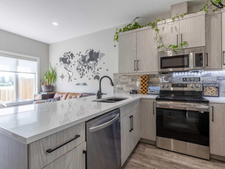1-1580 Stafford Drive N, Lethbridge, AB, T1H 7G8 - 12