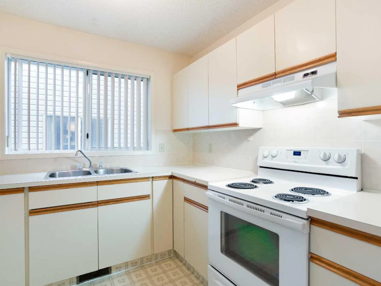 195 Cedarbrook Way SW, Calgary, AB, T2W 3Z7 - 9