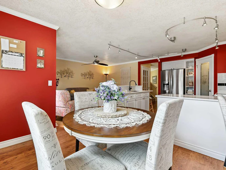 245 Douglas Ridge Circle SE, Calgary, AB, T2Z 3H5 - 17