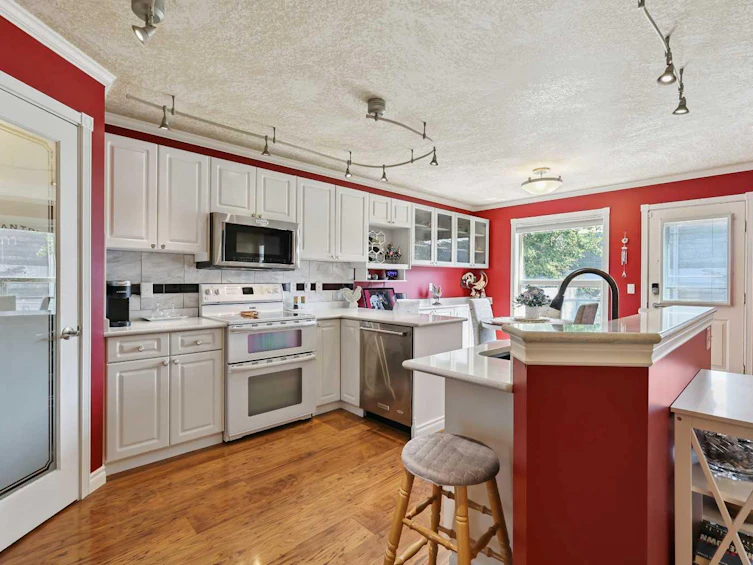 245 Douglas Ridge Circle SE, Calgary, AB, T2Z 3H5 - 13