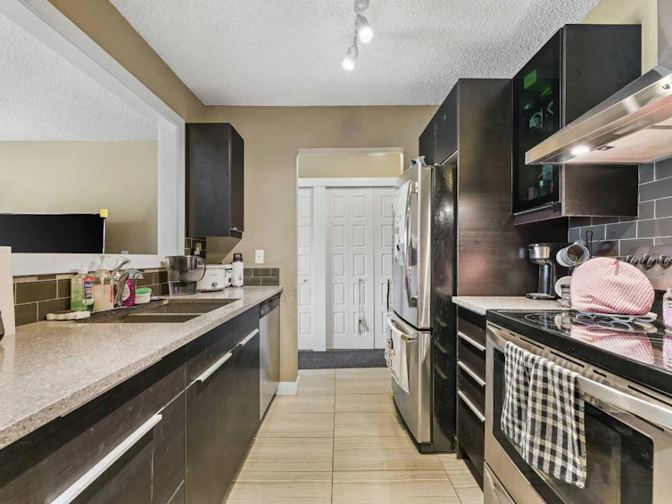 403-1113 37 Street SW, Calgary, AB, T3C 1S5 - 16