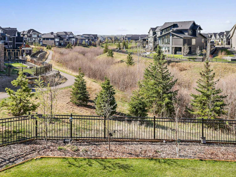 9 Cranbrook Cape SE, Calgary, AB, T3M 3L5 - 4