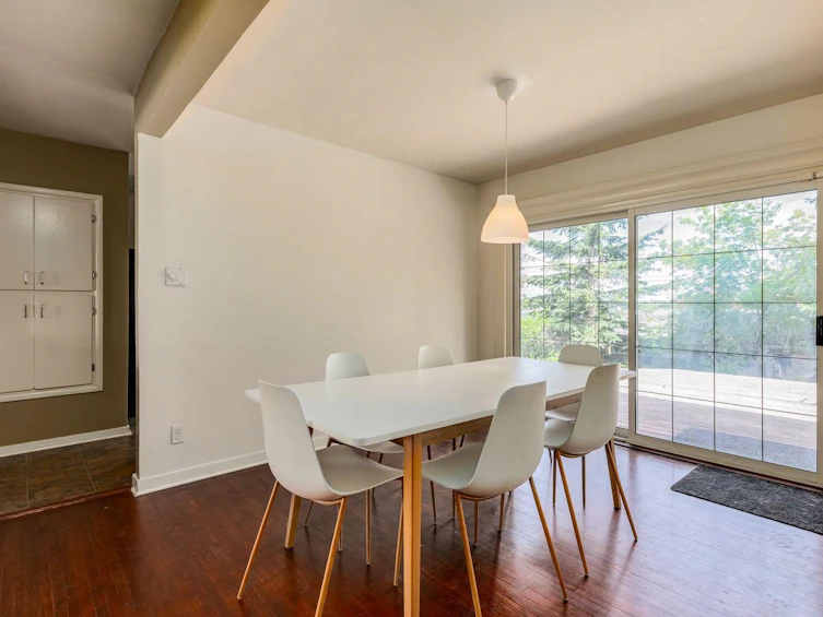 2240 30 Avenue SW, Calgary, AB, T2T 1R7 - 24