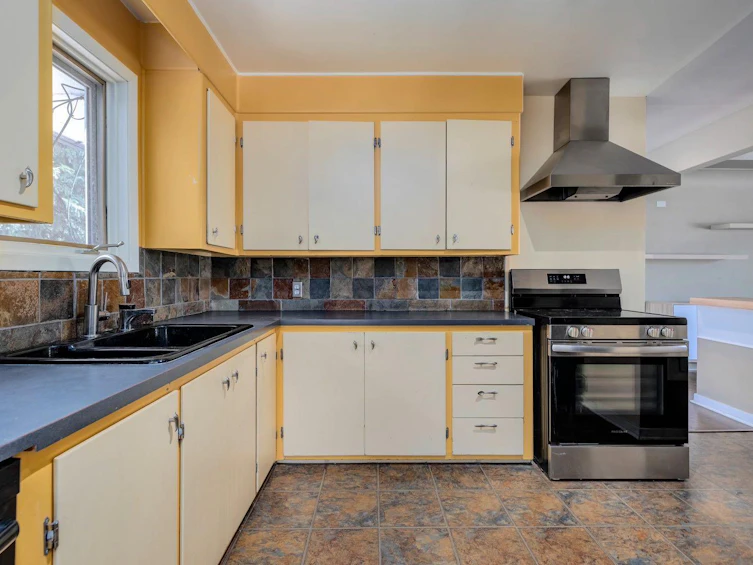 2240 30 Avenue SW, Calgary, AB, T2T 1R7 - 25