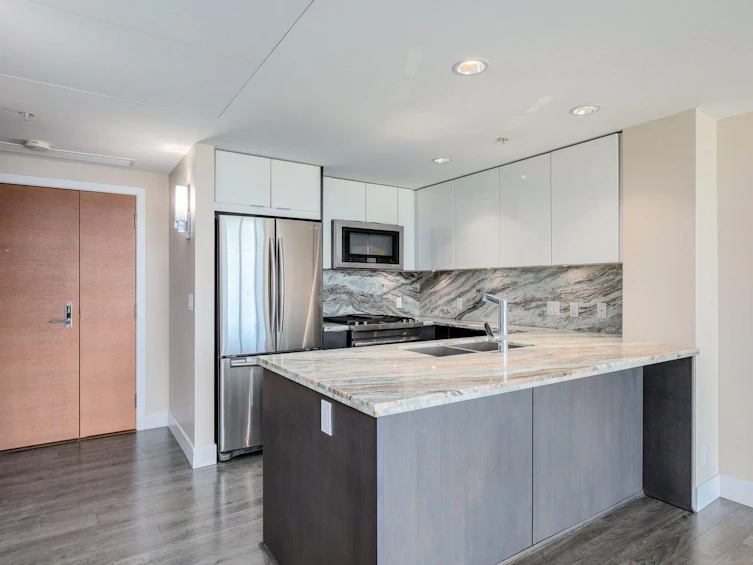 512-510 6 Avenue SE, Calgary, AB, T2G 0H1 - 2