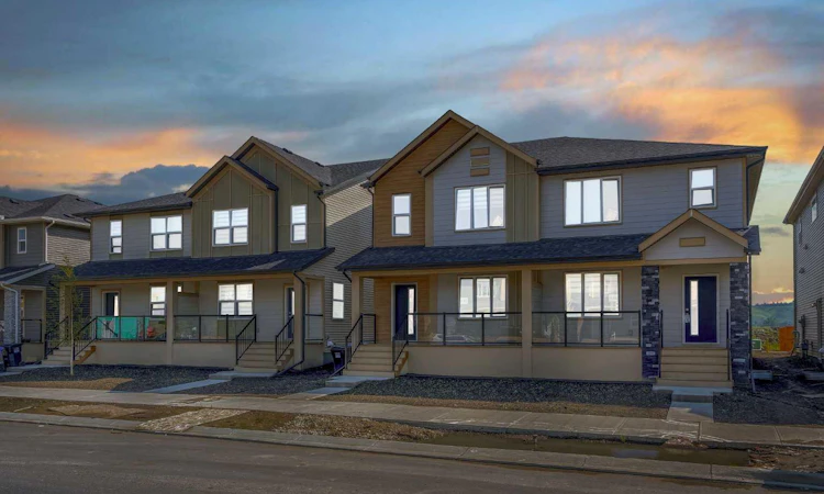 822, 826, 830, 834 Wolf Willow Boulevard SE