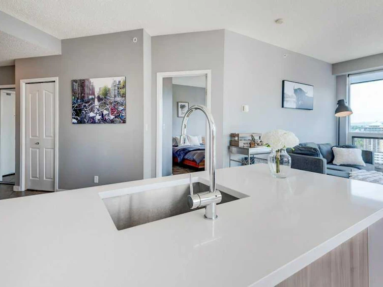 1602-1053 10 Street SW, Calgary, AB, T2R 1S6 - 10