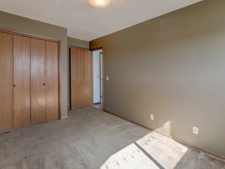 355 Pinewind Road NE, Calgary, AB, T1Y 2H2 - 17