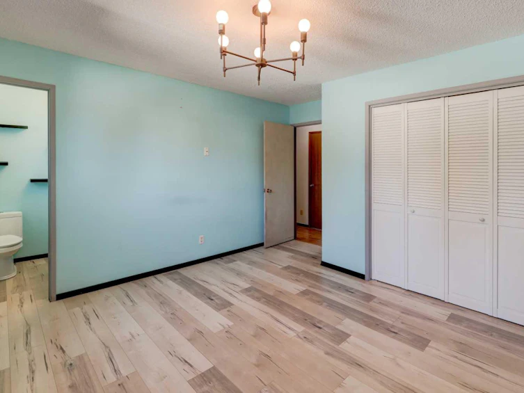 355 Pinewind Road NE, Calgary, AB, T1Y 2H2 - 15